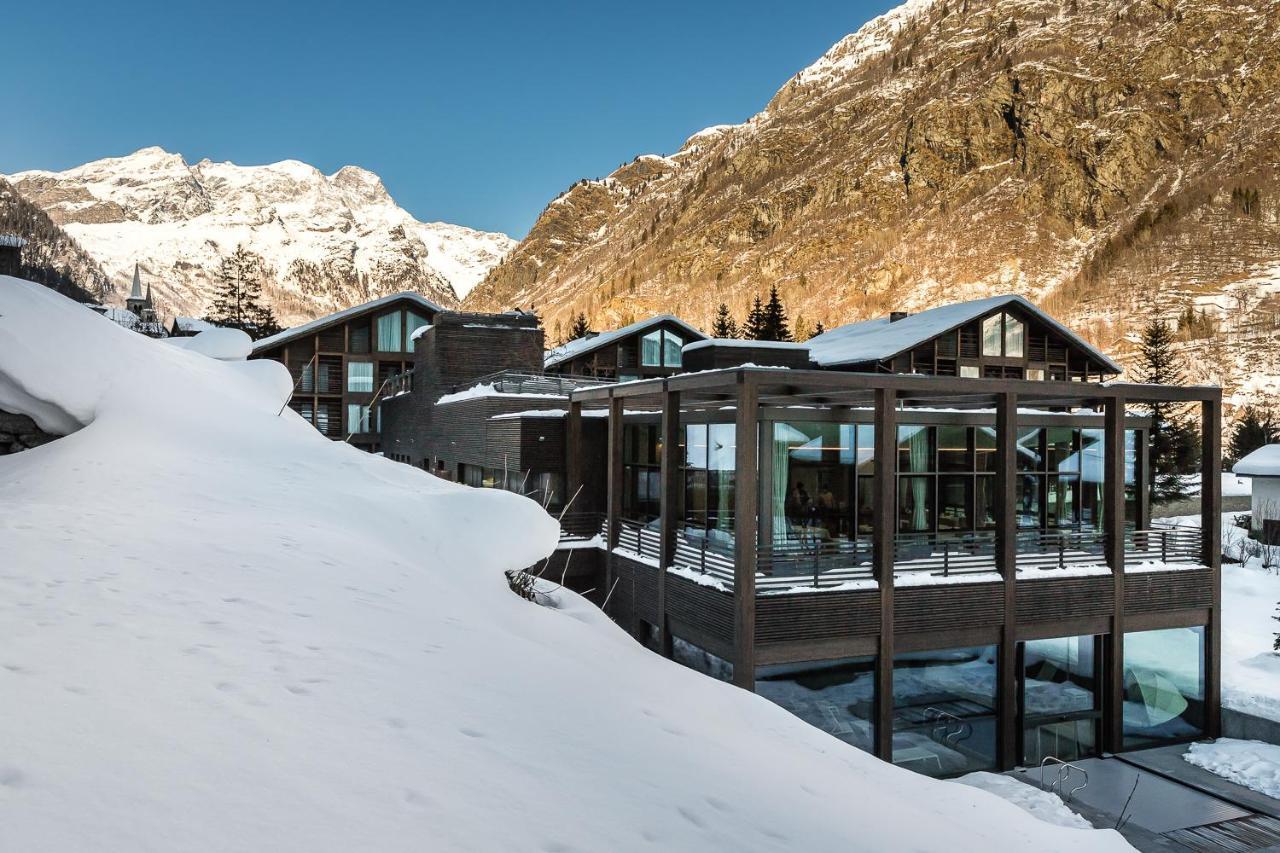 Nh Collection Alagna Mirtillo Rosso Exteriör bild