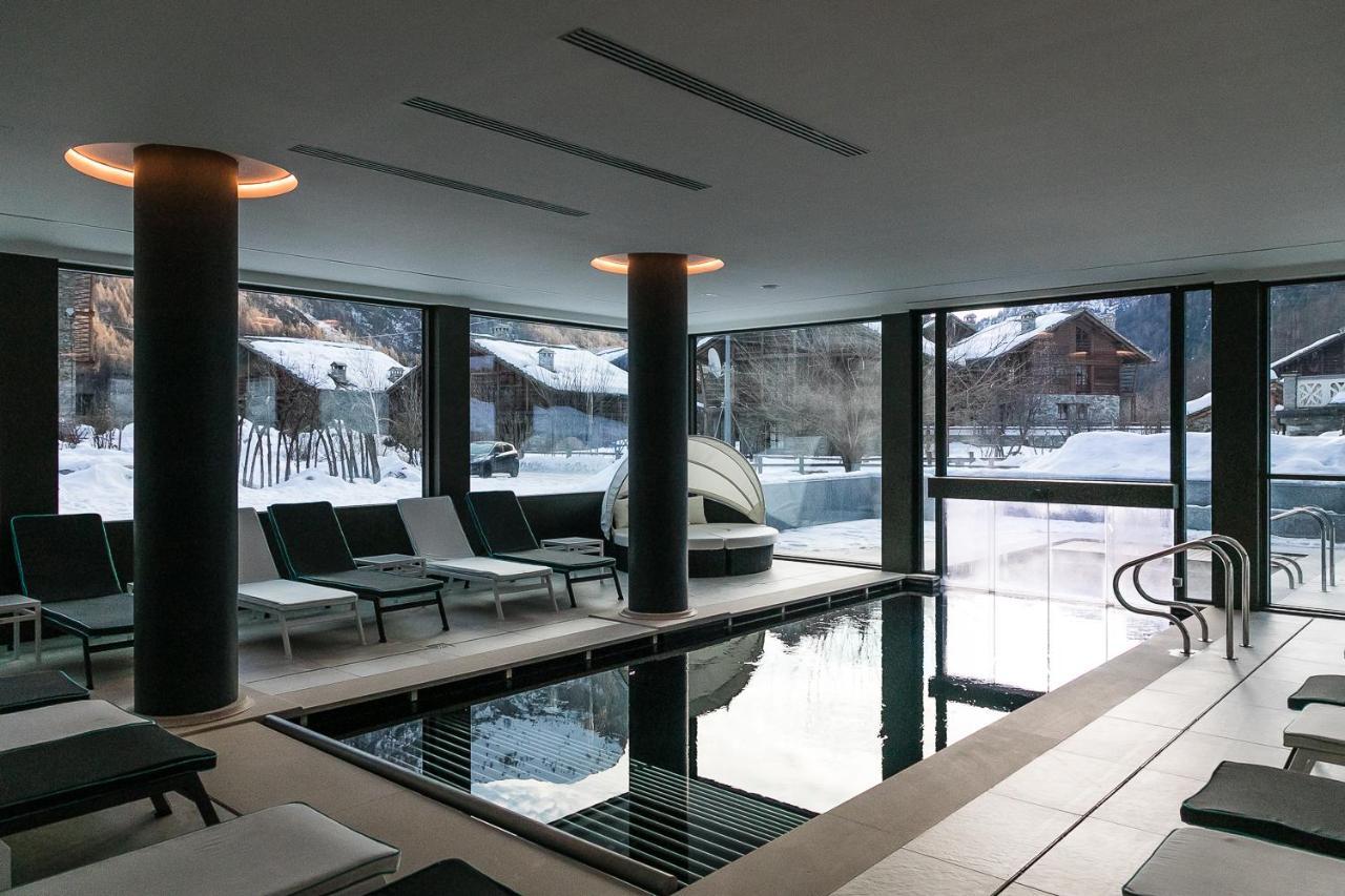 Nh Collection Alagna Mirtillo Rosso Exteriör bild