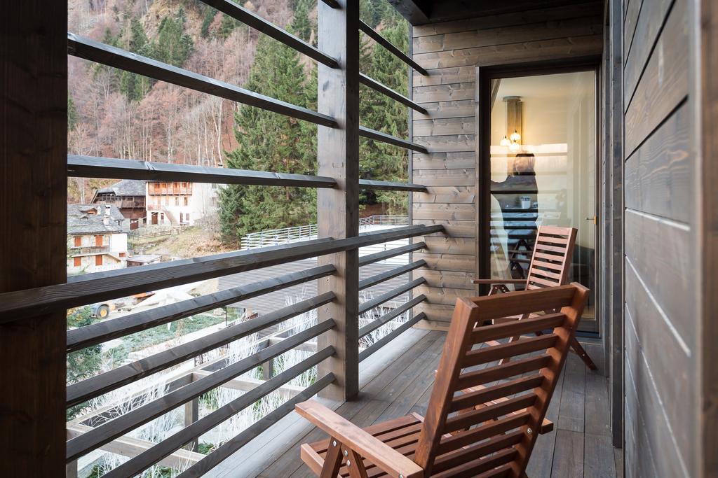 Nh Collection Alagna Mirtillo Rosso Exteriör bild